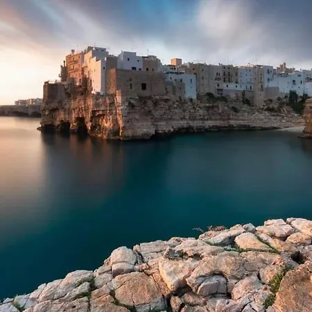 Apartment The Duchess's View: Luxurious Flat In Historical Centre Polignano a Mare
